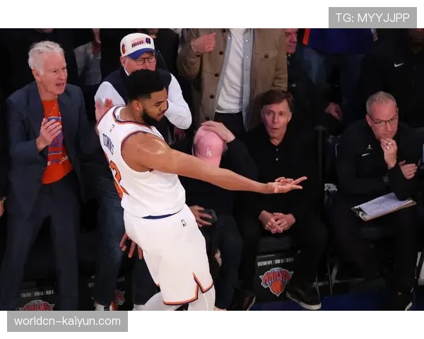 尼克斯布伦森信任队友趋势，唐斯角色定位影响系列赛